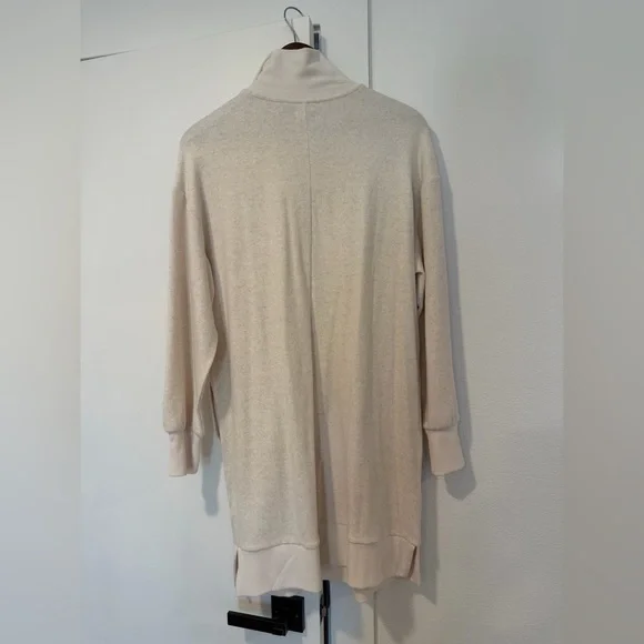 Faherty Cream Long Sleeve Legend Quarter Zip - NWOT - Picture 3 of 5